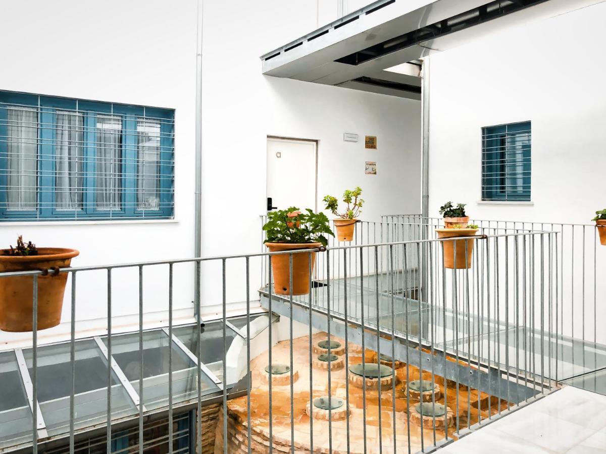 Covadonga 9 Apartments - Triana Sevilla Exteriör bild