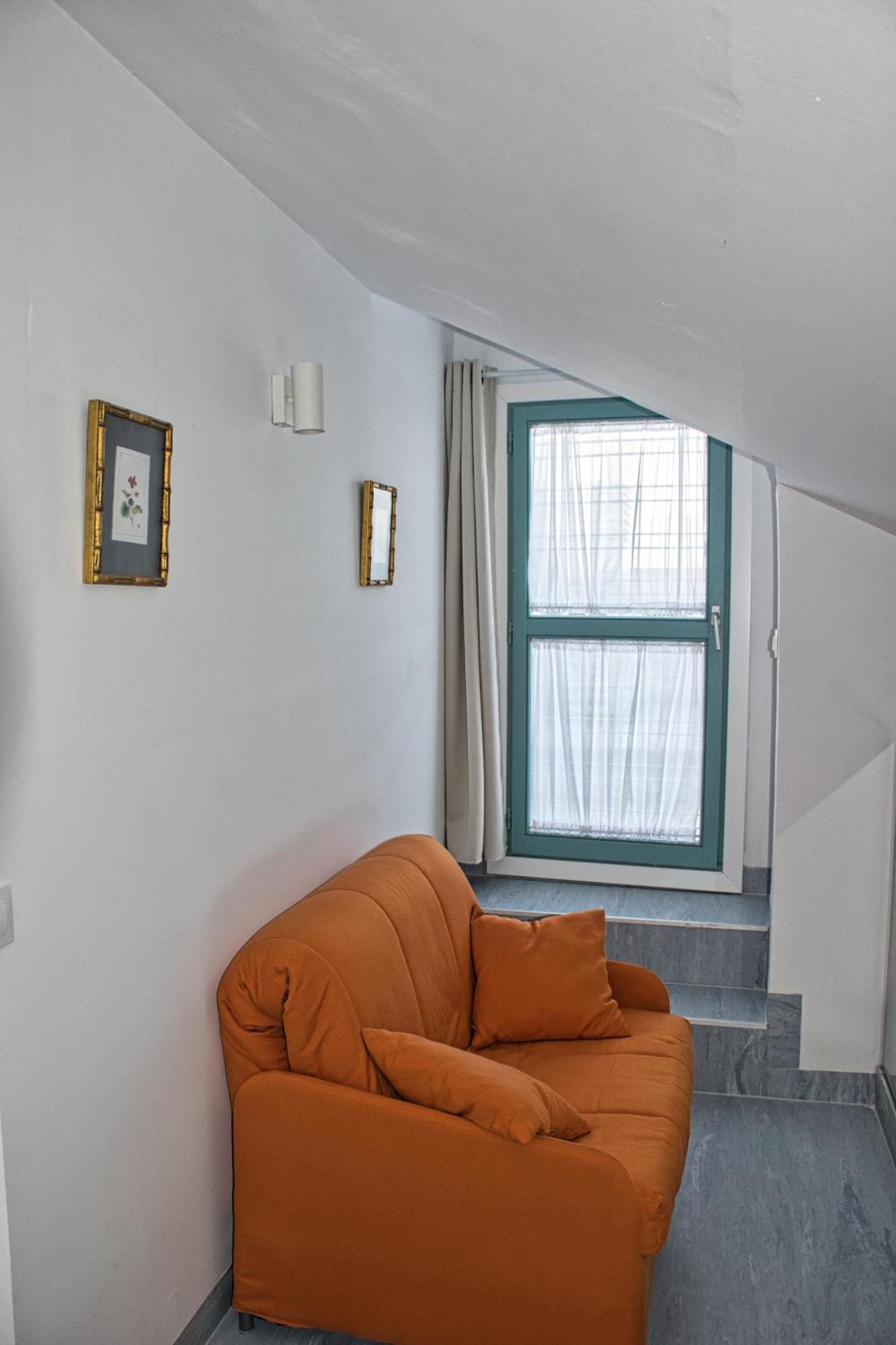 Covadonga 9 Apartments - Triana Sevilla Rum bild